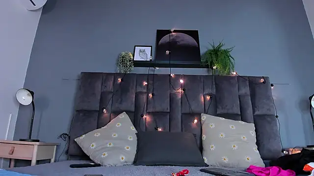 Snapshot of DulceAurora__ chatting on 02/27/26, 02:55 DulceAurora online show from 02/27/26, 02:55