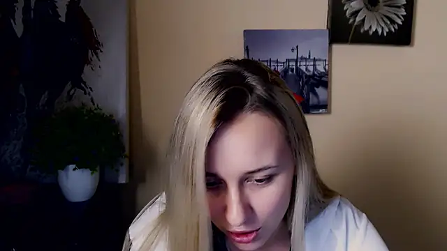 Snapshot of _Nicole_new chatting on 06/06/26, 08:30 Nicole new online show from 06/06/26, 08:30