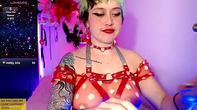 Snapshot of rosse_ivy chatting on 01/27/25, 06:09 rosse ivy online show from 01/27/25, 06:09