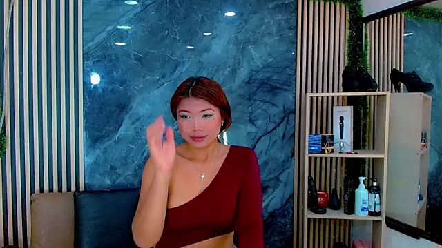 Snapshot of Isalombardi chatting on 01/31/26, 07:11 Isalombardi online show from 01/31/26, 07:11