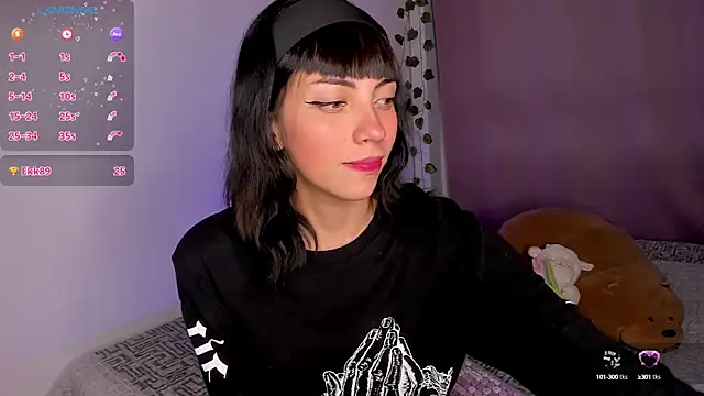 Snapshot of MiaGoth_ chatting on 01/12/25, 03:07 MiaGoth online show from 01/12/25, 03:07