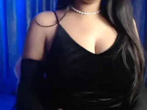 Snapshot of Sexy_Myra18 chatting on 01/08/25, 05:37 Sexy Myra18 online show from 01/08/25, 05:37
