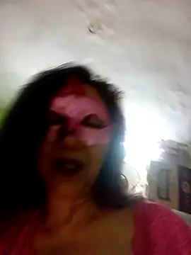 Snapshot of DesiMuffin chatting on 02/05/25, 11:23 DesiMuffin online show from 02/05/25, 11:23