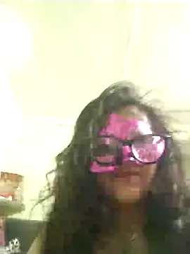 Snapshot of DesiMuffin chatting on 10/12/25, 07:46 DesiMuffin online show from 10/12/25, 07:46