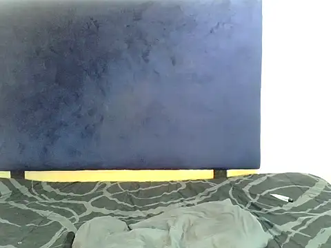 ReginaStar16 online show from 12/20/25, 06:15