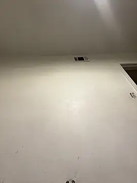 Snapshot of honeybrow chatting on 12/22/24, 07:11 honeybrow online show from 12/22/24, 07:11