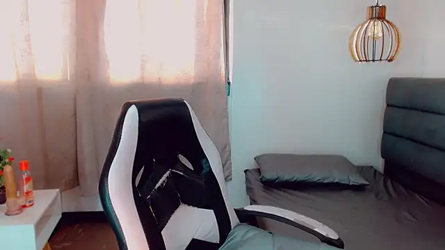 Oriana braom online show from 01/22/25, 10:26