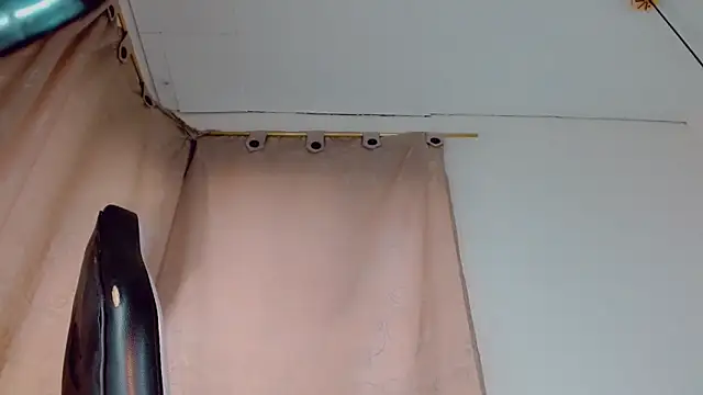 Oriana braom online show from 02/25/25, 07:36