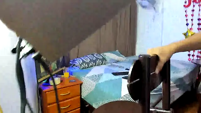 Snapshot of jonmaykolrose chatting on 02/14/25, 03:33 jonmaykolrose online show from 02/14/25, 03:33