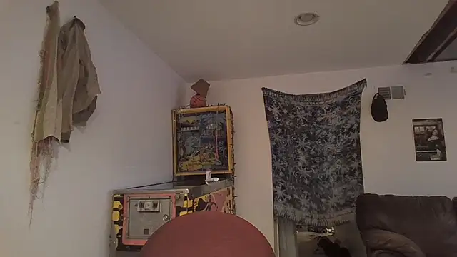 AddieAssets online show from 12/09/24, 04:34