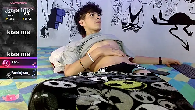 Snapshot of jeanfarelo chatting on 11/14/25, 02:49 jeanfarelo online show from 11/14/25, 02:49