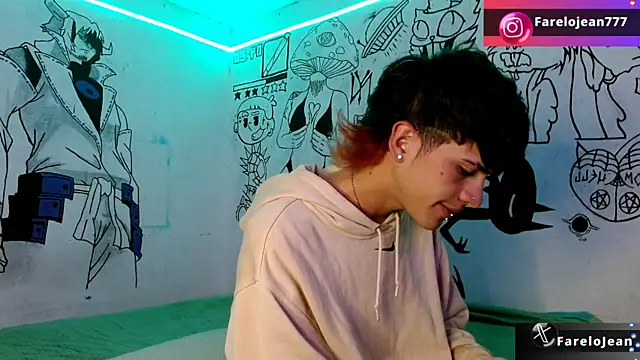 Snapshot of jeanfarelo chatting on 03/12/26, 04:02 jeanfarelo online show from 03/12/26, 04:02