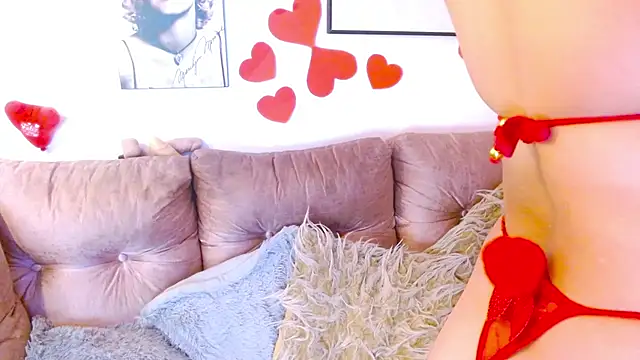 Snapshot of hinataleecs chatting on 02/28/25, 05:04 hinataleecs online show from 02/28/25, 05:04