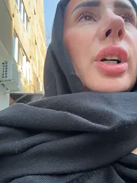 AnaRhodes online show from 02/25/25, 09:09