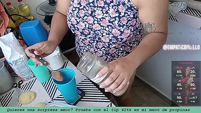 EmpaticBolillo online show from 01/25/25, 04:24