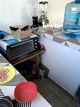 EmpaticBolillo online show from 11/08/25, 03:23