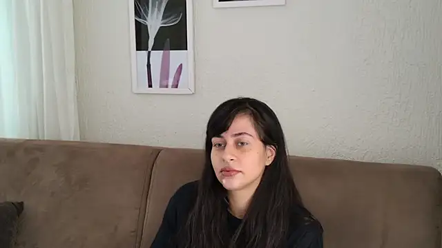 Snapshot of Blue_butterfly chatting on 02/11/25, 08:10 Blue butterfly online show from 02/11/25, 08:10