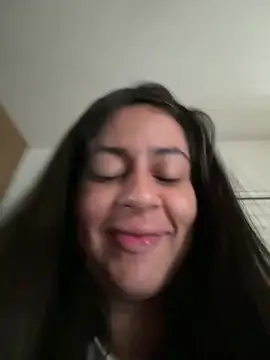 Snapshot of Blue_butterfly chatting on 03/23/26, 04:44 Blue butterfly online show from 03/23/26, 04:44