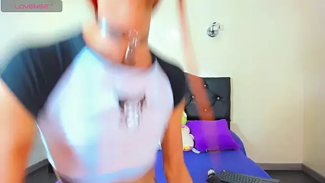 Elissa taylor  online show from 02/06/25, 07:29