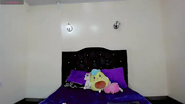 Elissa taylor  online show from 02/10/25, 07:28