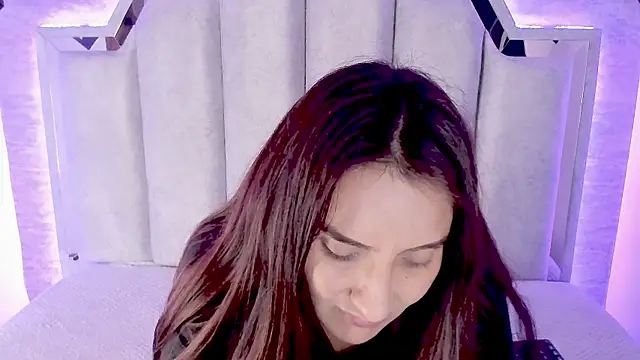  alaia collway  online show from 02/08/25, 05:50