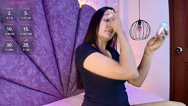  alaia collway  online show from 04/29/26, 12:31