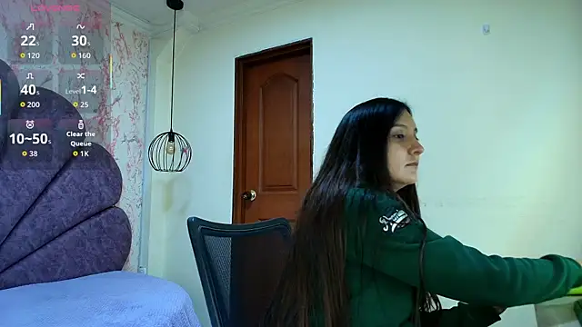Snapshot of _alaia_collway_ chatting on 06/02/26, 12:18 alaia collway online show from 06/02/26, 12:18