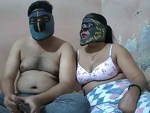 Snapshot of MasalaMasti61 chatting on 01/09/26, 03:59 MasalaMasti61 online show from 01/09/26, 03:59