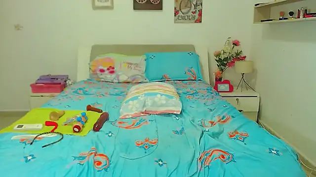 Kendralove31xxx online show from 12/17/24, 07:29