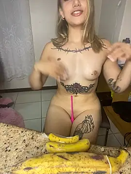 loira messi online show from 02/20/25, 10:48