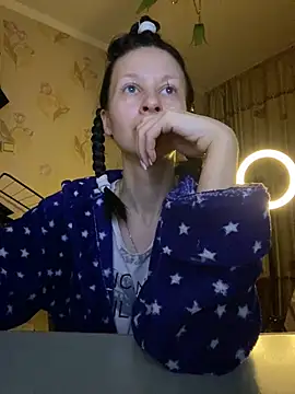 Starry Siren online show from 02/11/25, 09:14