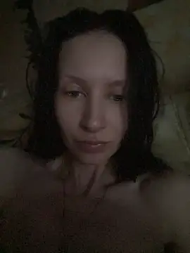 Starry Siren online show from 04/25/26, 01:52