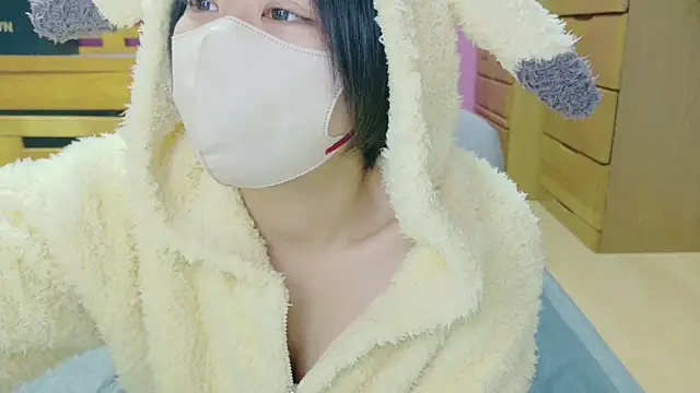  usya 2525 online show from 03/17/25, 04:33