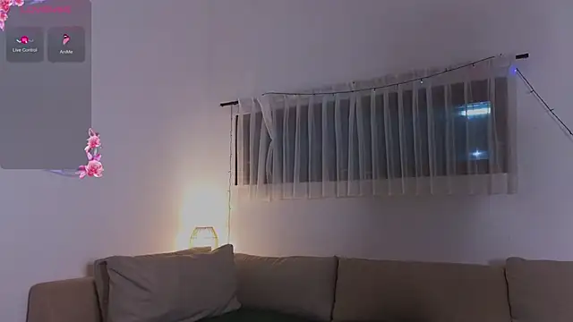 Snapshot of adele_lyv chatting on 01/07/26, 07:38 adele lyv online show from 01/07/26, 07:38