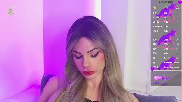 Snapshot of GiselleParton chatting on 01/11/25, 07:49 GiselleParton online show from 01/11/25, 07:49