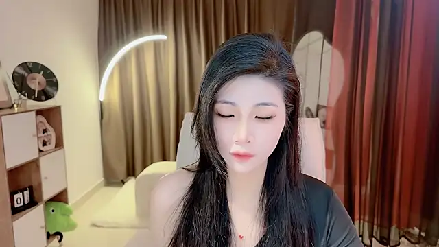Snapshot of Vaidurya-Yolo chatting on 06/08/26, 02:28 Vaidurya-Yolo online show from 06/08/26, 02:28