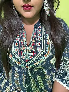 Ayesha mahi online show from 05/22/26, 10:32