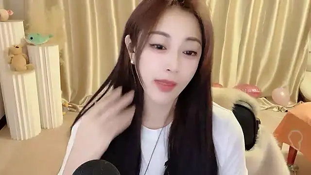 Daisy-77 online show from 01/30/25, 06:21