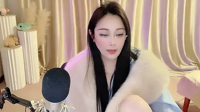 Daisy-77 online show from 03/15/25, 10:00