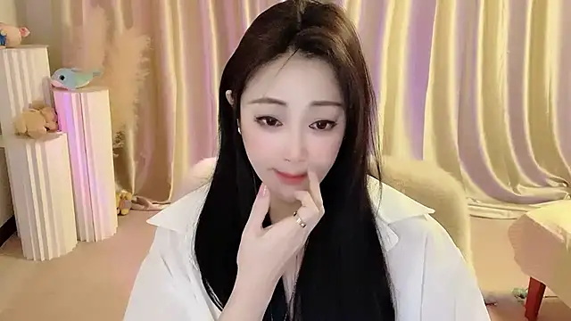 Daisy-77 online show from 03/17/25, 06:00