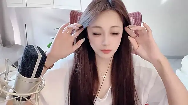 Daisy-77 online show from 09/29/25, 05:34