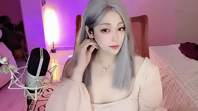 Daisy-77 online show from 10/09/25, 10:35