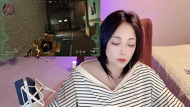 Daisy-77 online show from 05/13/26, 02:03
