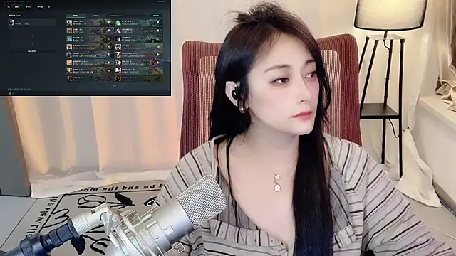 Daisy-77 online show from 05/20/26, 01:06