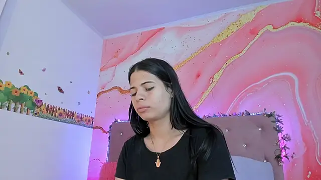 Snapshot of Daisy__rose chatting on 02/15/25, 11:06 Daisy rose online show from 02/15/25, 11:06