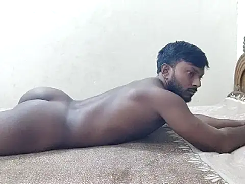 HunkyAriyan online show from 04/05/26, 05:43