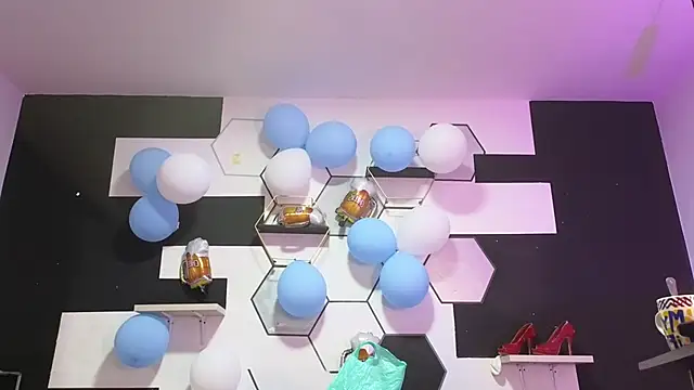 alondrabigtits online show from 10/06/25, 10:56