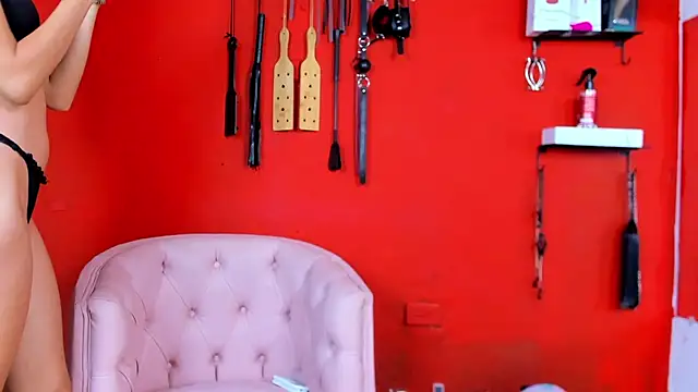 MIA SOPHIA1 online show from 12/10/24, 07:37