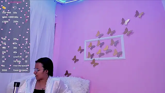 Snapshot of Alba_Olimpo chatting on 01/29/25, 04:05 Alba Olimpo online show from 01/29/25, 04:05