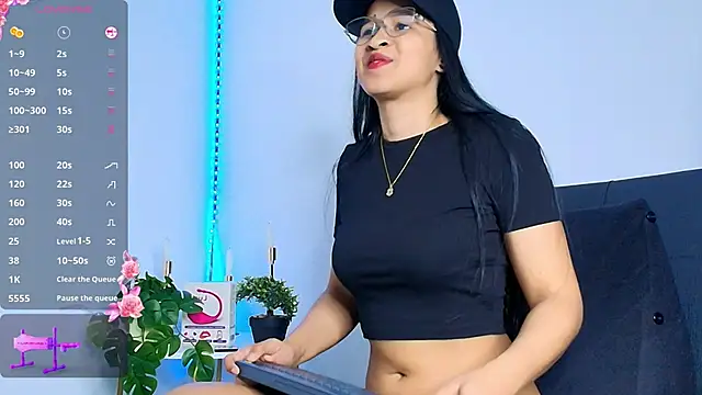 Snapshot of Alba_Olimpo chatting on 01/07/26, 05:15 Alba Olimpo online show from 01/07/26, 05:15